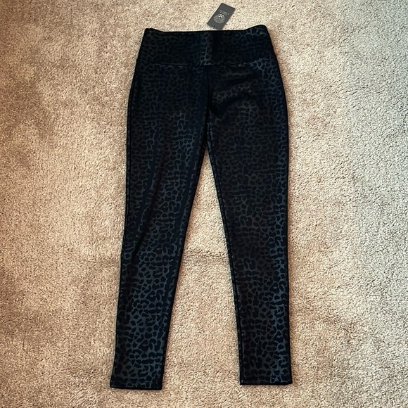 Vince Camuto Pants - NWT Vince Camuto Leopard Leggings